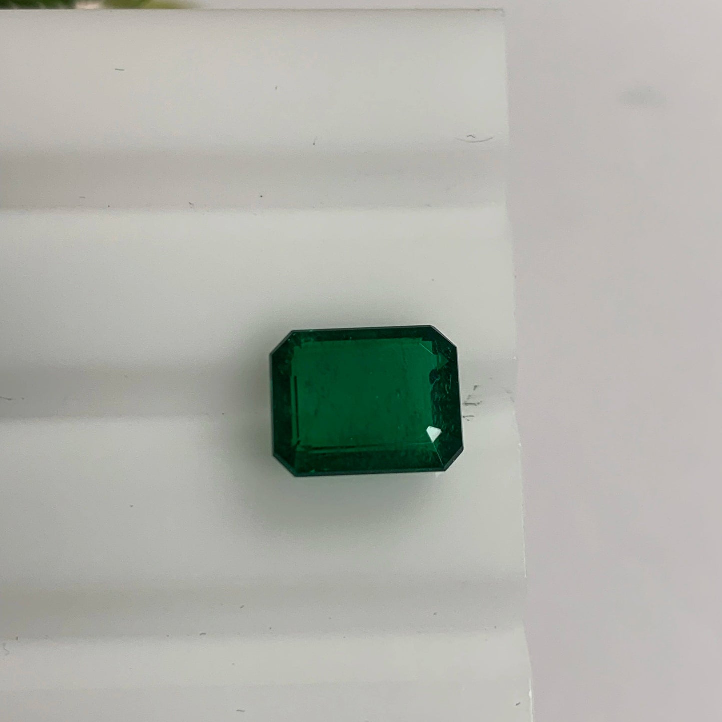 Natural Emerald Gemstones | SR-Takat Gems