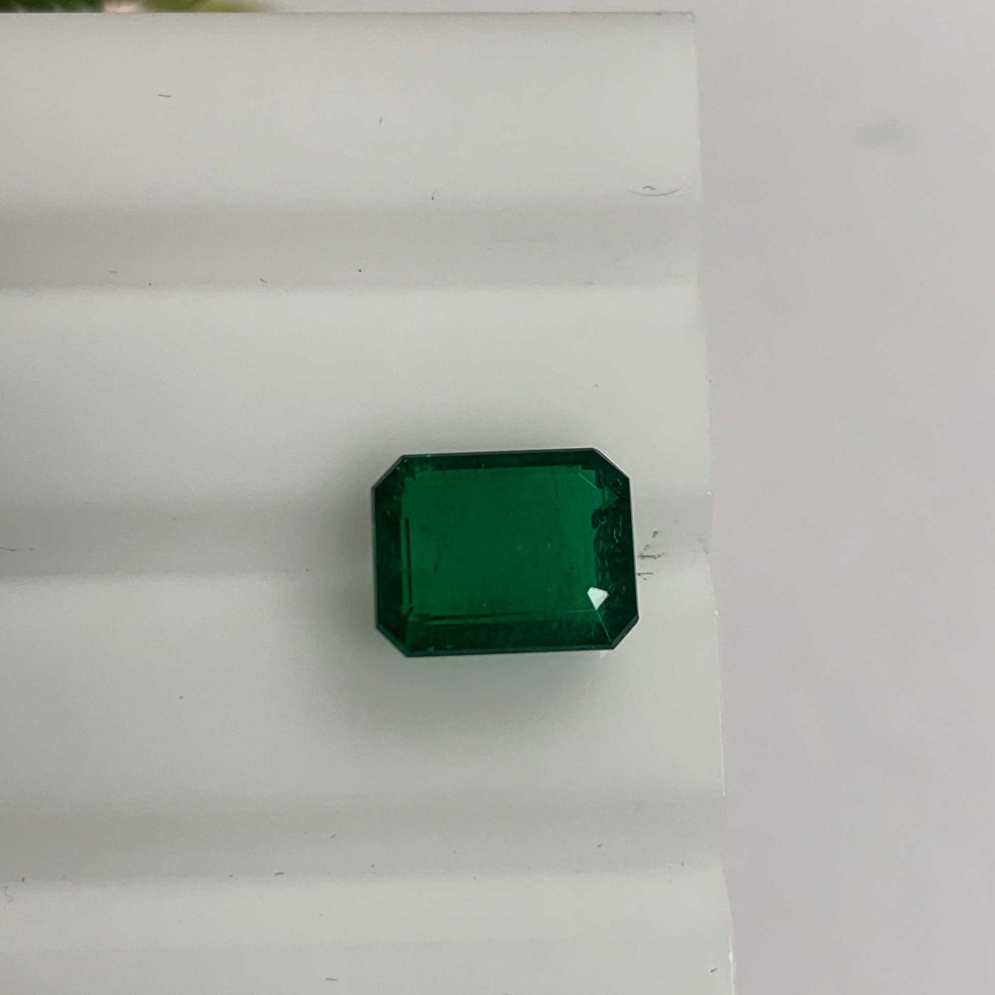 Natural Emerald Gemstones | SR-Takat Gems