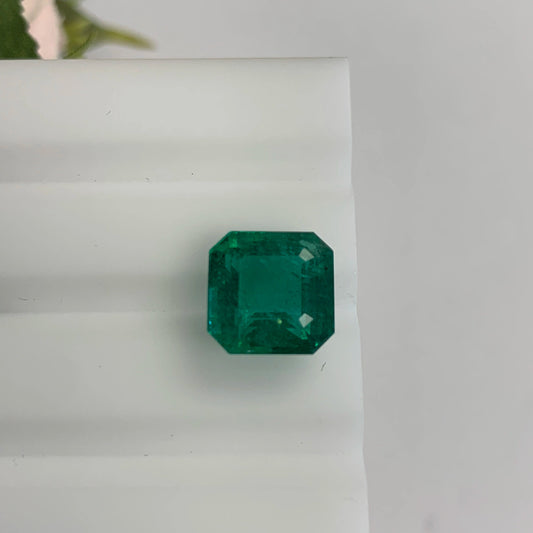 Natural Emerald Gemstones | SR-Takat Gems