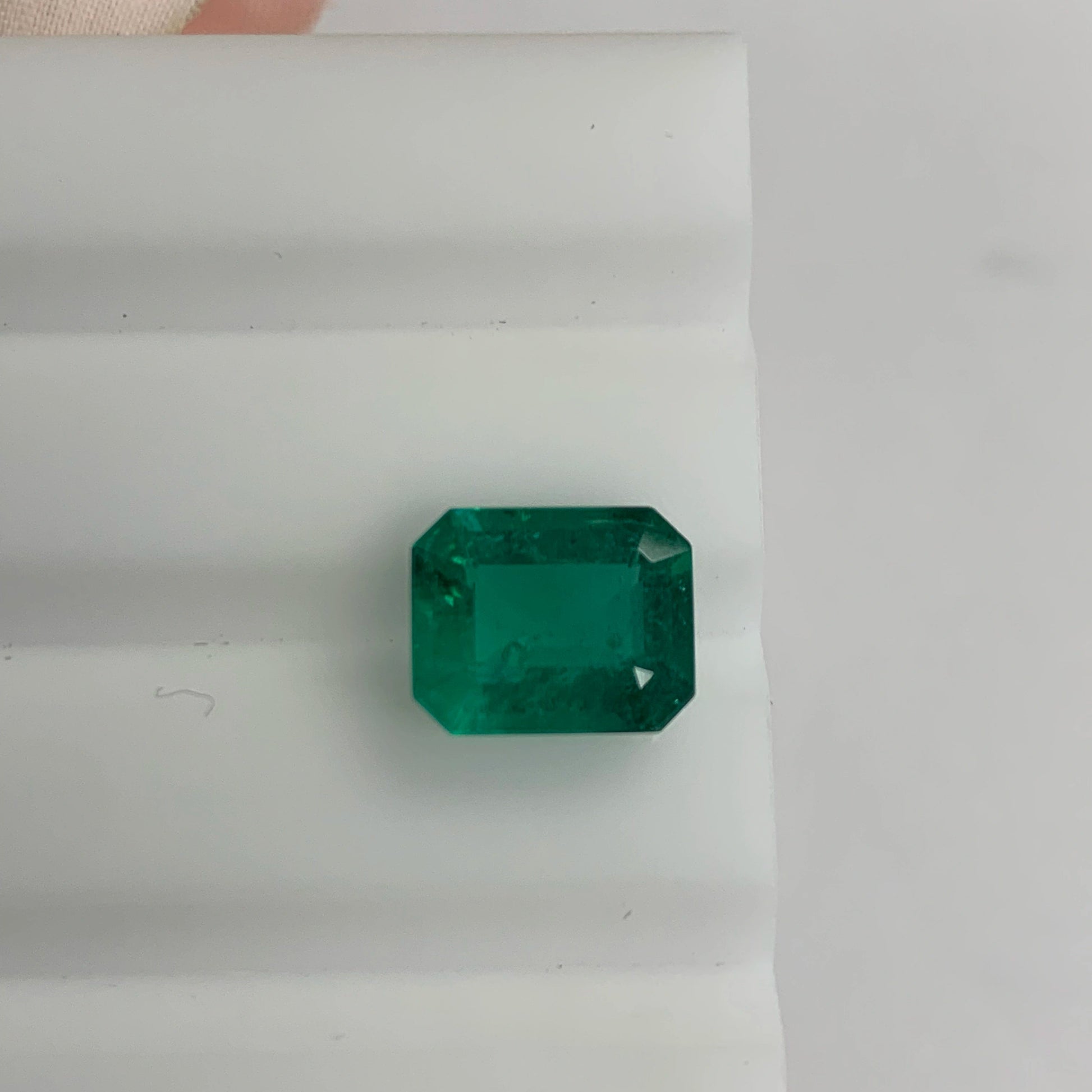 Natural Emerald Gemstones | SR-Takat Gems