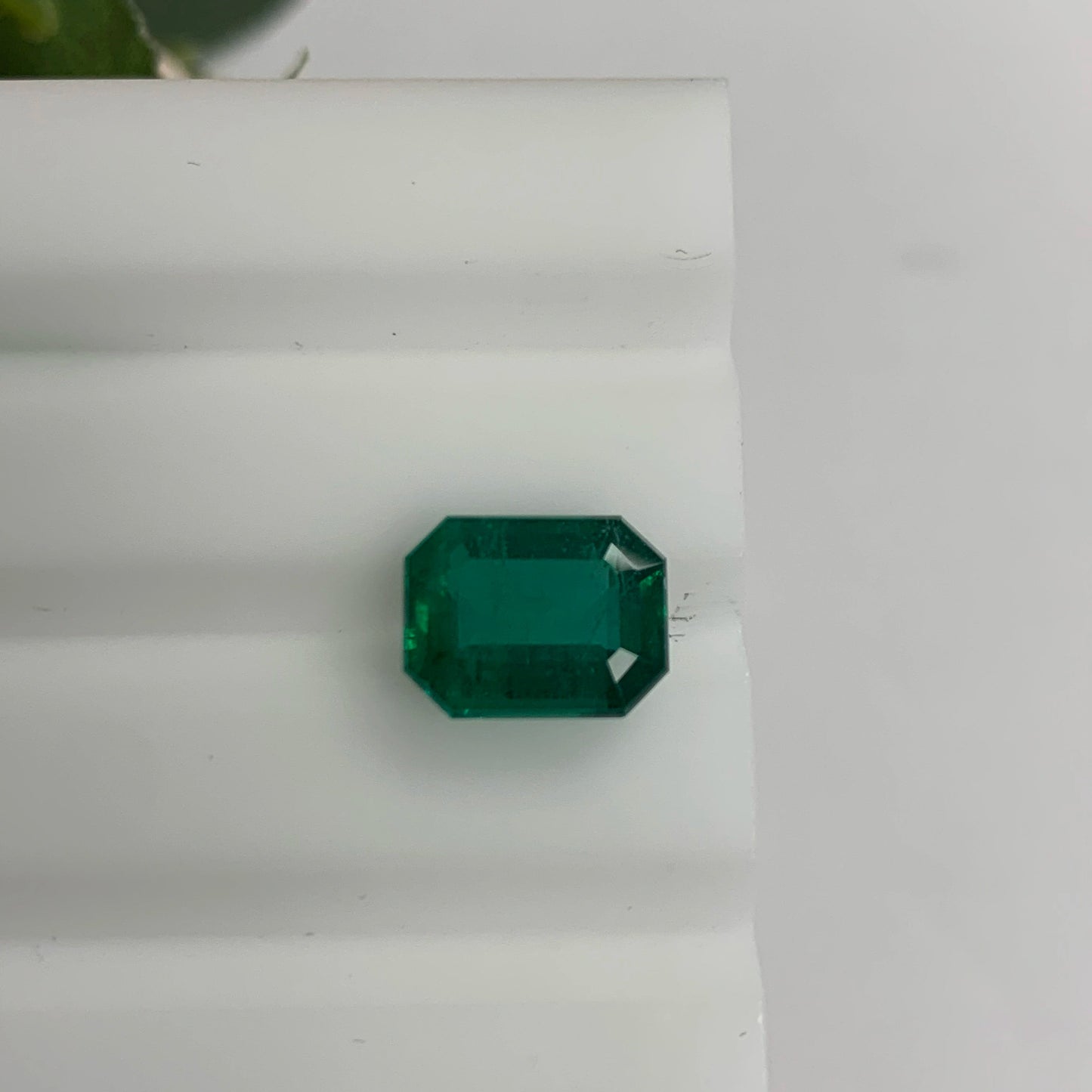 Natural Emerald Gemstones | SR-Takat Gems