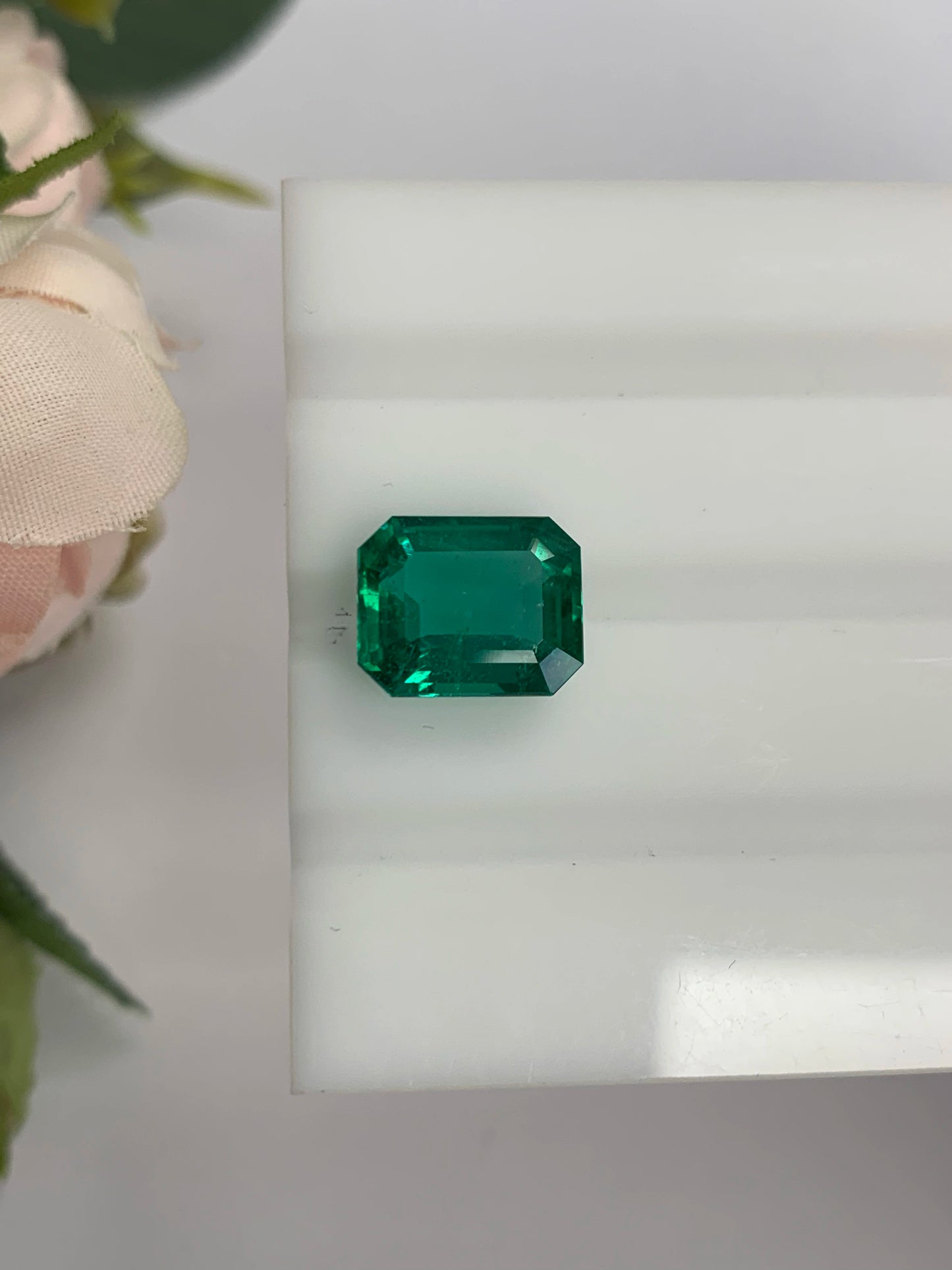 Natural Emerald Gemstones | SR- Takat Gems