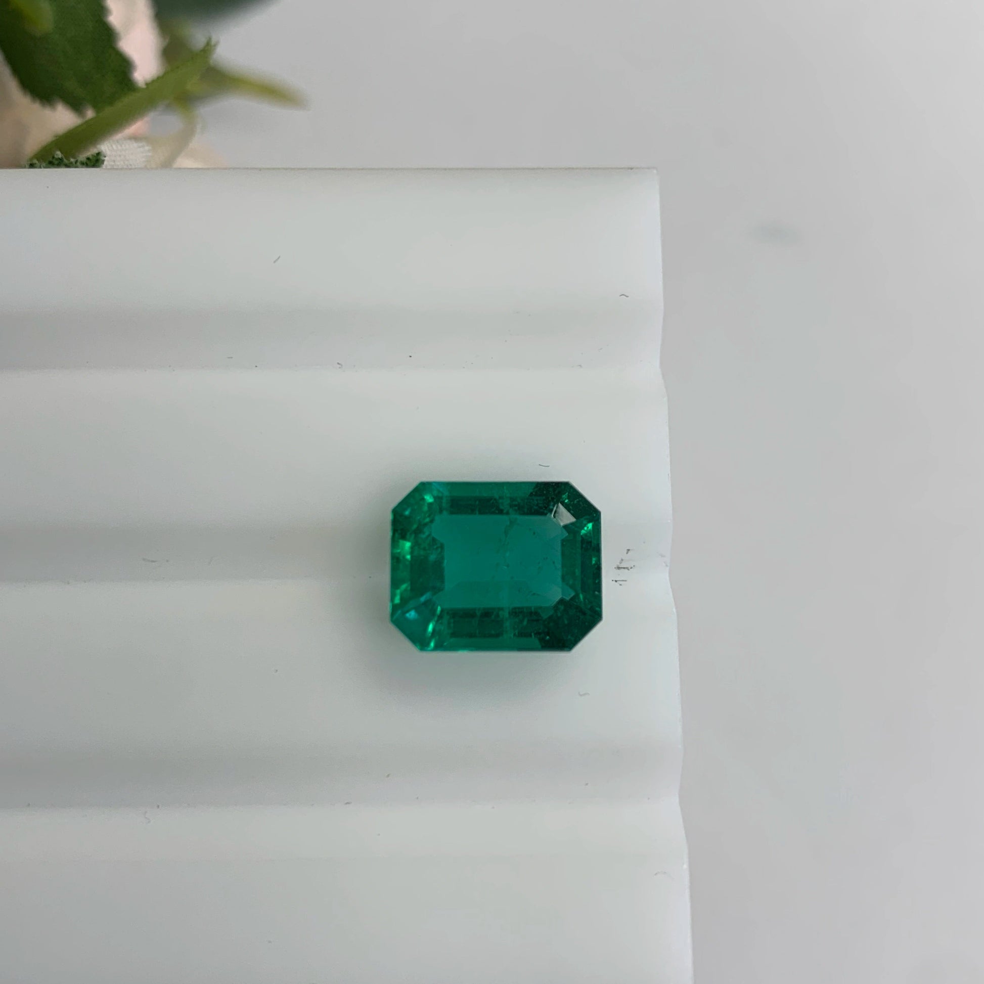 Natural Emerald Gemstones | SR- Takat Gems