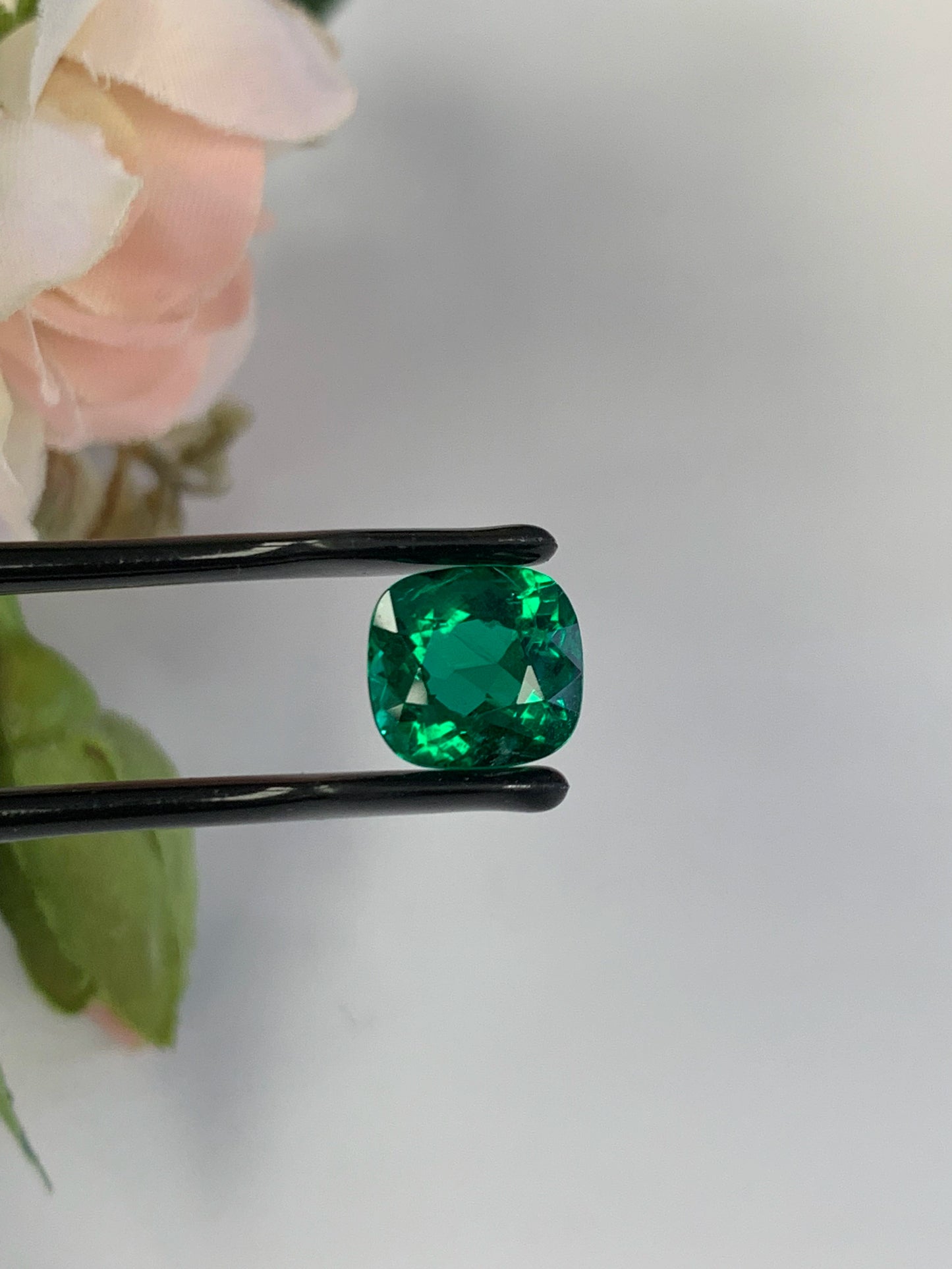 Natural Zambian Emerald Minor 3.1 cts Cusion by SR-Takat
