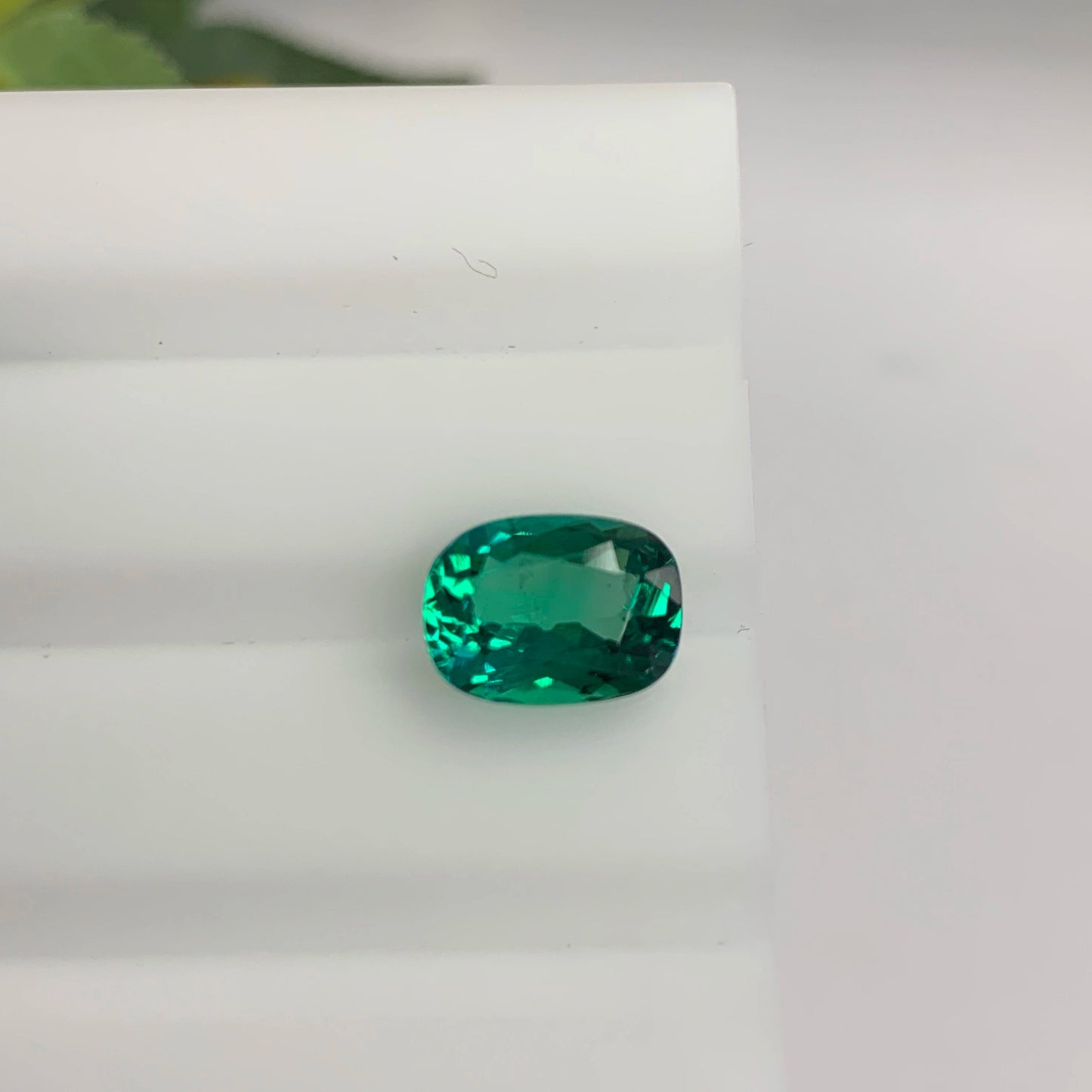 Natural Emerald Gemstones | SR-Takat Gems
