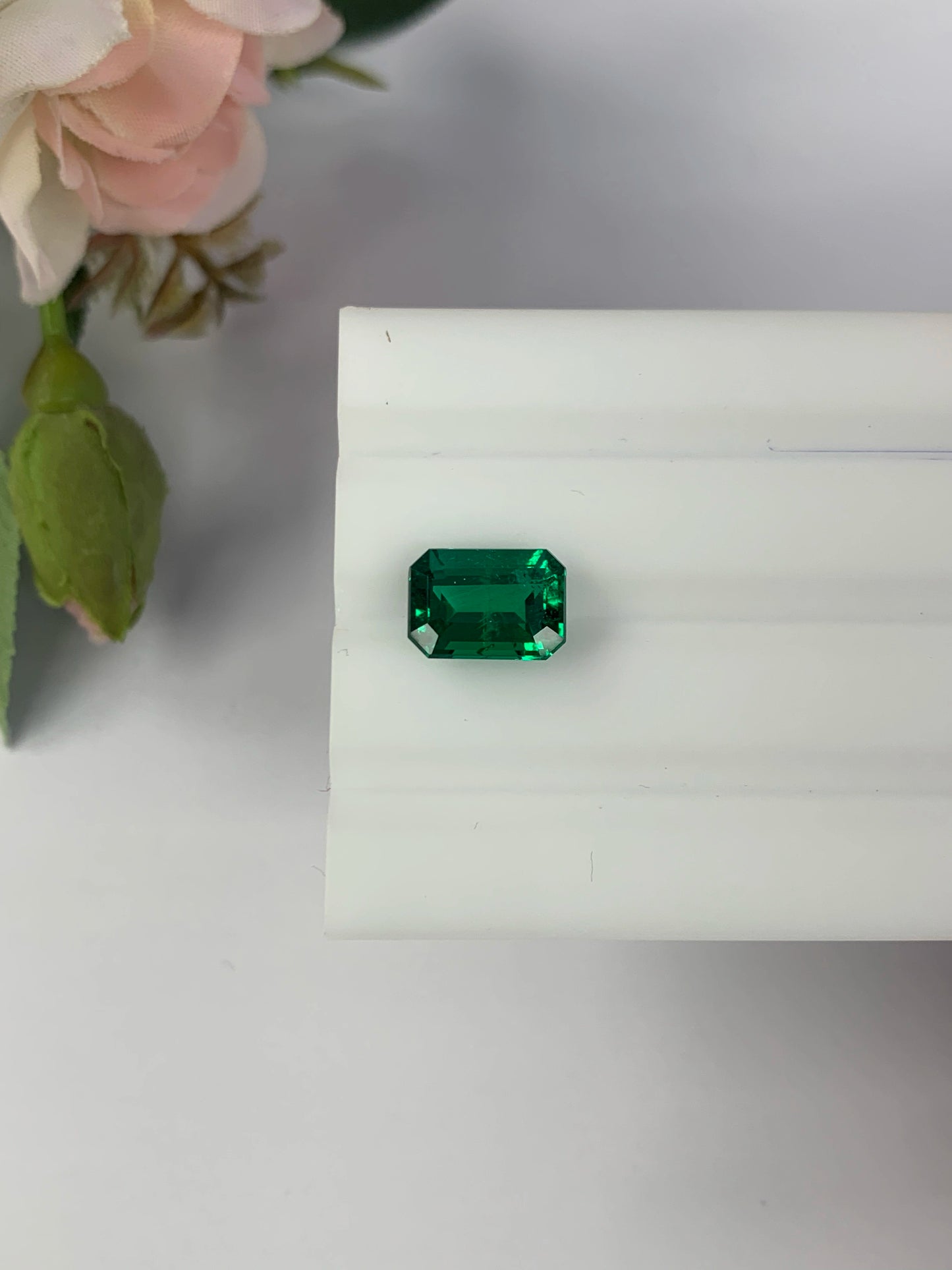 Natural Zambian Emerald Insignificant 3.93 cts Octagon by SR-Takat