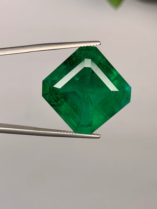 Natural Zambia Insignificant Emerald 38.69 cts Oct by SR-Takat