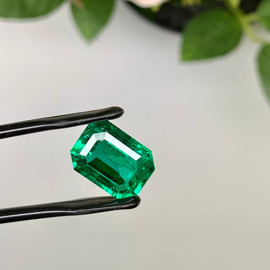 Natural Zambia Minor Emerald 5.81 cts Oct by SR-Takat
