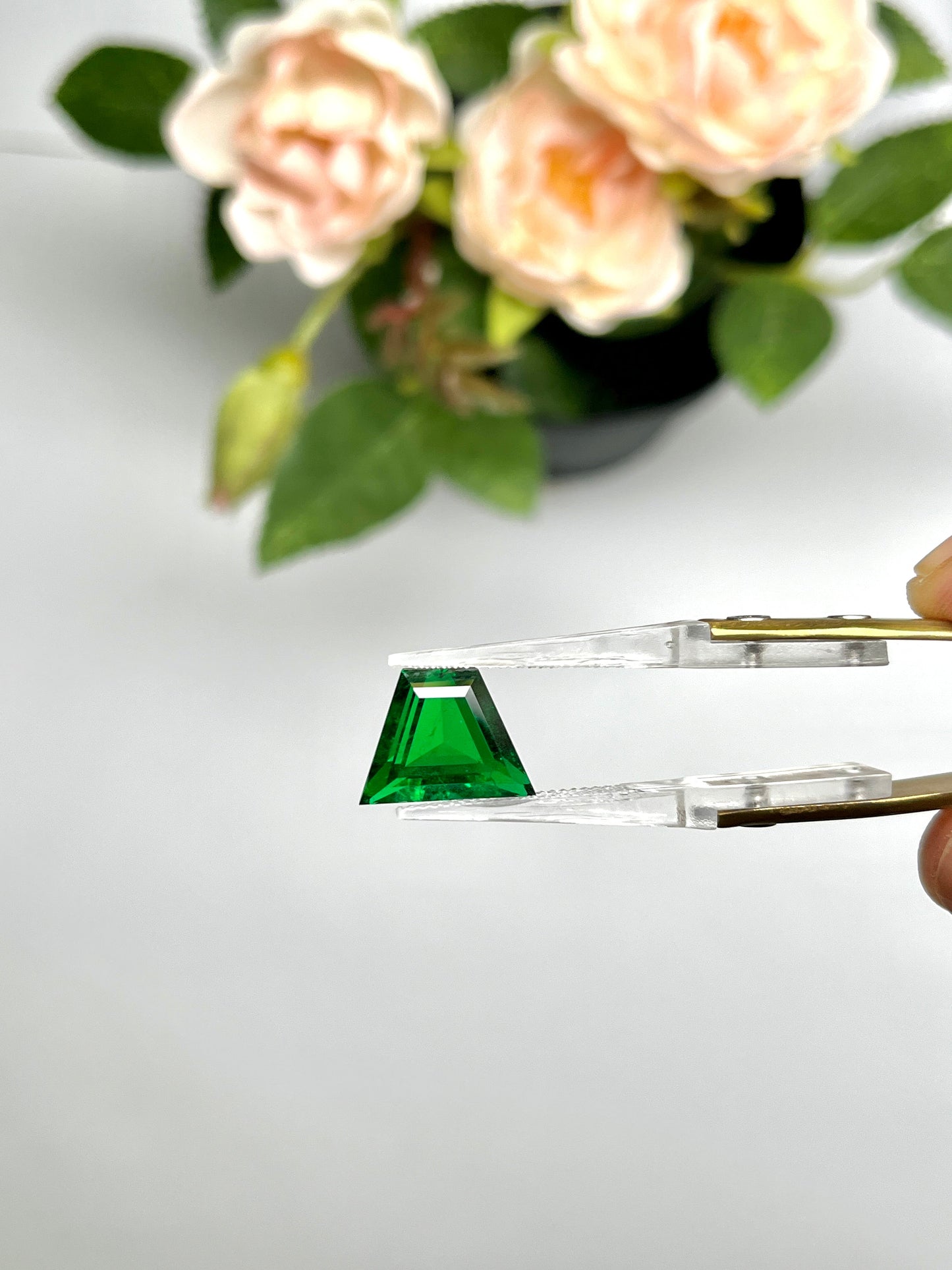 Natural Zambia No-Oil Emerald 5.71 cts Fancy by SR-Takat