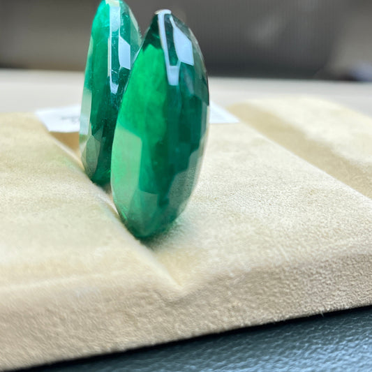 Exclusive Platinum Award Emerald Pair Zambian 84 cts