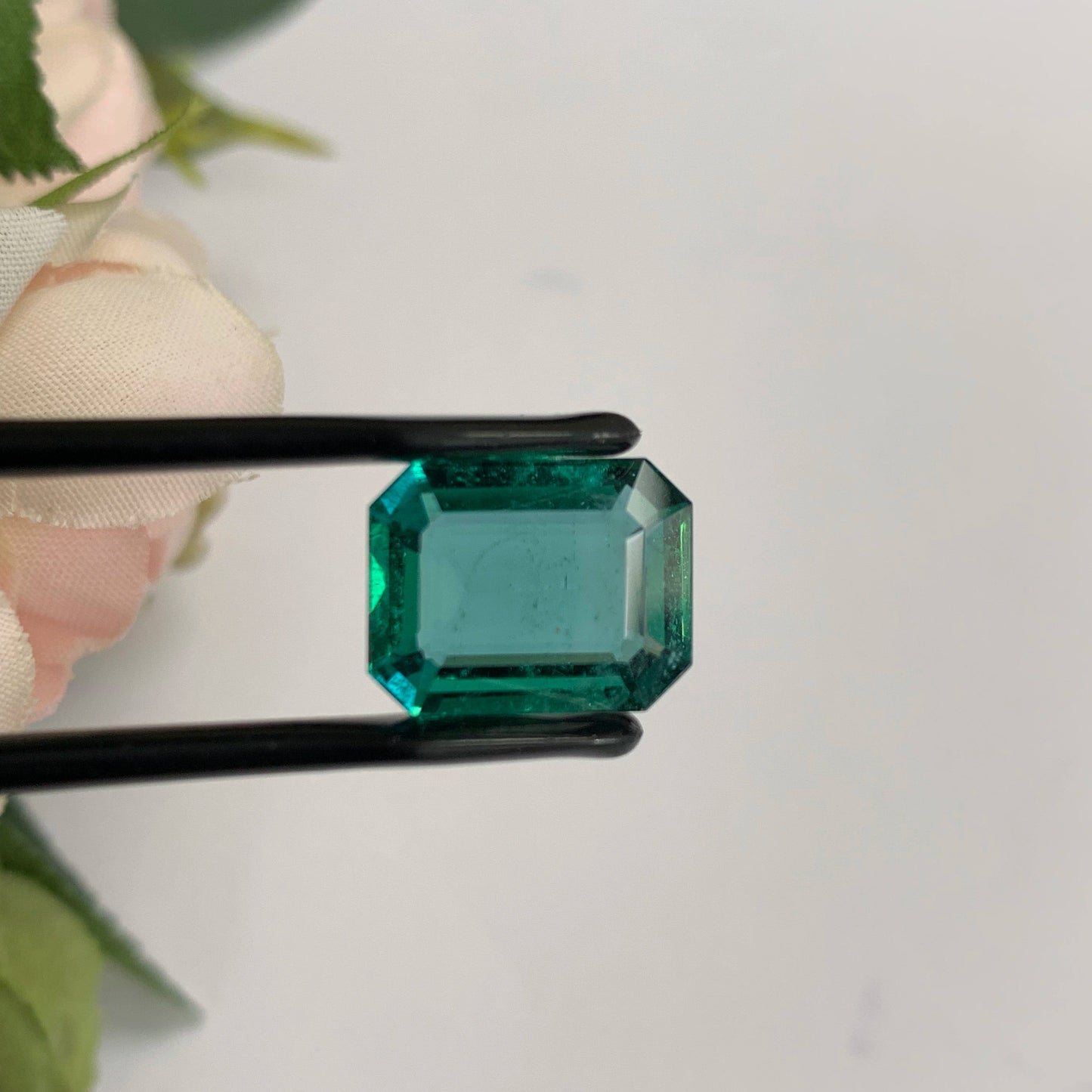 Natural Emerald Gemstones | SR- Takat Gems