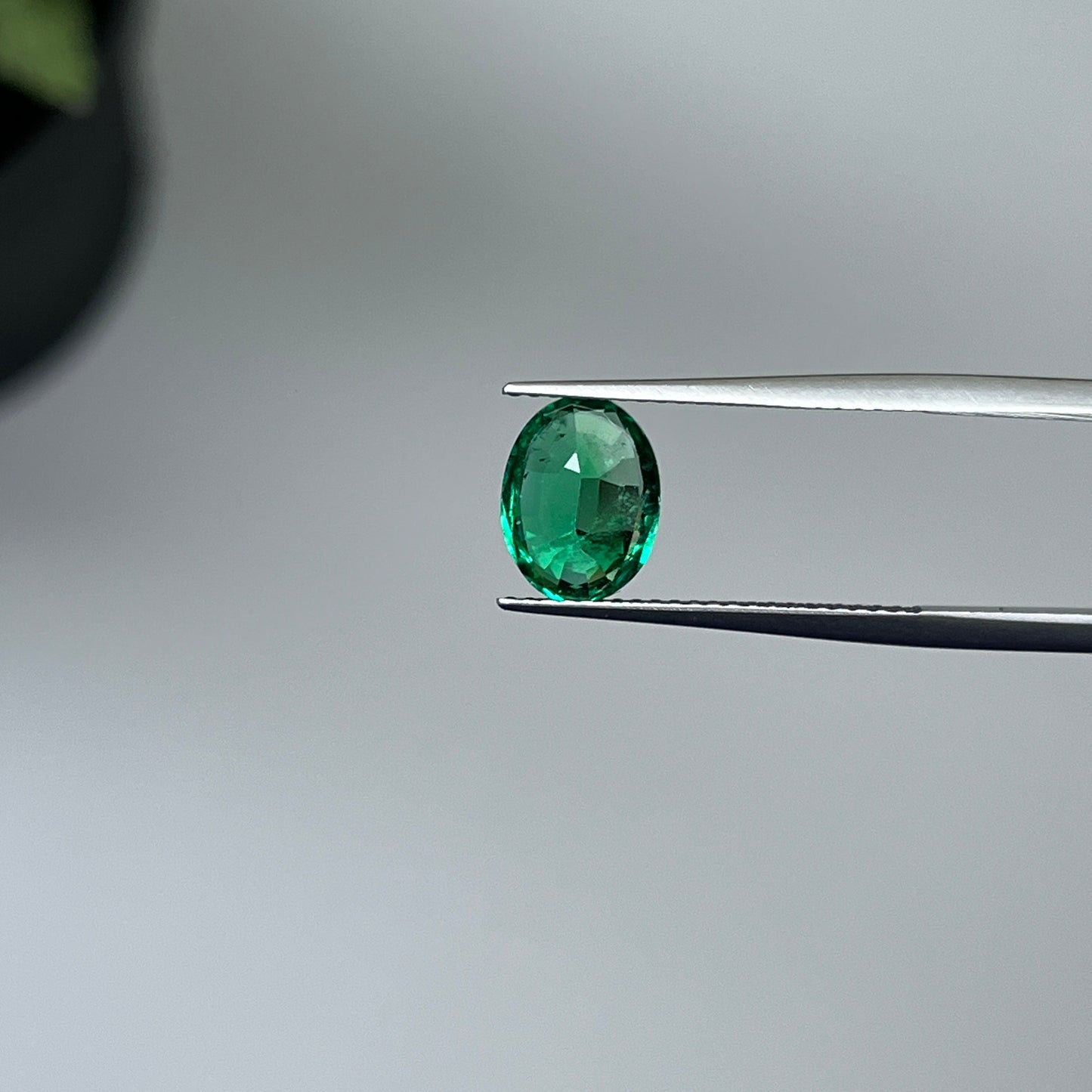 Natural Zambia No-Oil Emerald 1.71 cts Oval by SR-Takat