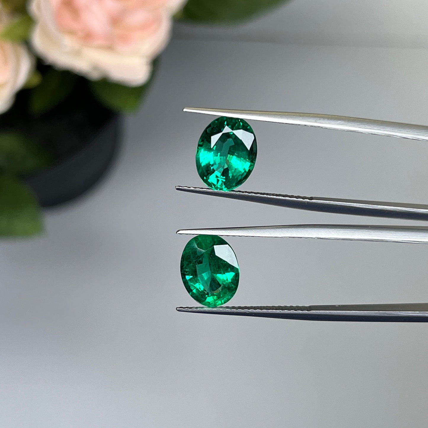 Natural Zambia Minor Emerald 5.18 cts Oval pair by SR-Takat