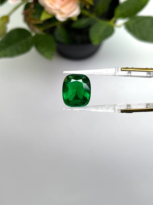 Natural Zambia Minor Emerald 8.05 cts Cus by SR-Takat