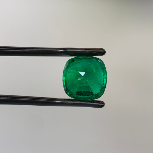 Natural Zambia Minor Emerald 6.07 cts Cus by SR-Takat