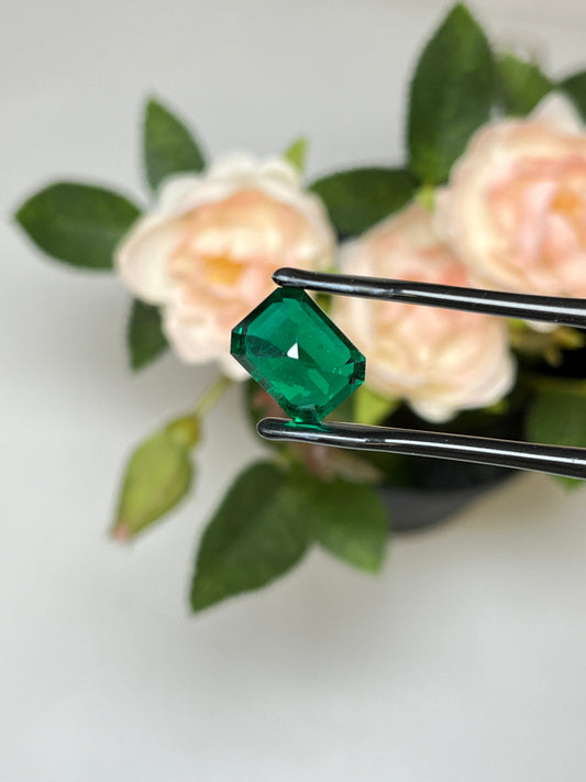 Natural Zambia Emerald 5.90 cts Octagon by SR-Takat