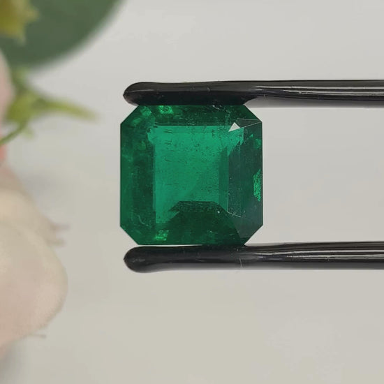 Natural Emerald Gemstones | SR-Takat Gems