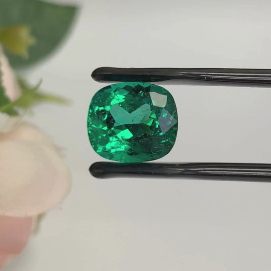 Natural Emerald Gemstones | SR-Takat Gems